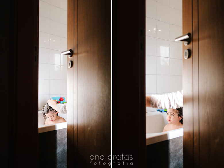07-kid-taking-a-bath